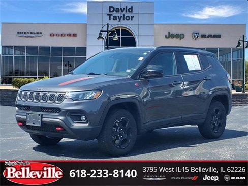 Used 2023 Jeep Compass Trailhawk image 1