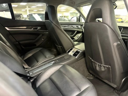 Used 2013 Porsche Panamera S image 21