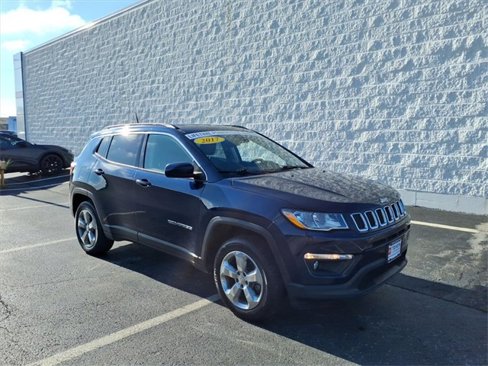 Used 2017 Jeep Compass Latitude image 5