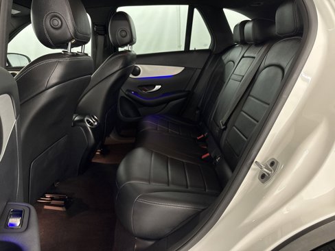 Used 2021 Mercedes-Benz GLC 300 w/ Premium Package image 14