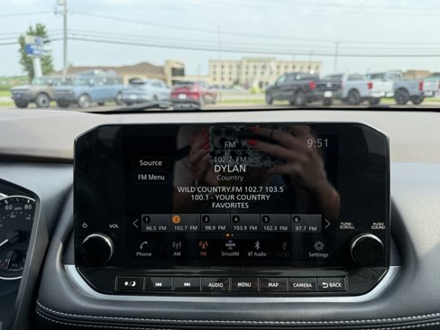 Used 2021 Nissan Rogue SL w/ Premium Package image 28
