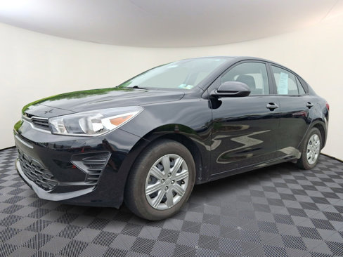 Used 2023 Kia Rio LX image 3