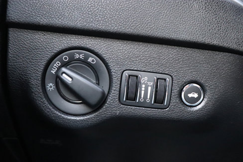 Used 2022 Dodge Charger SXT image 37