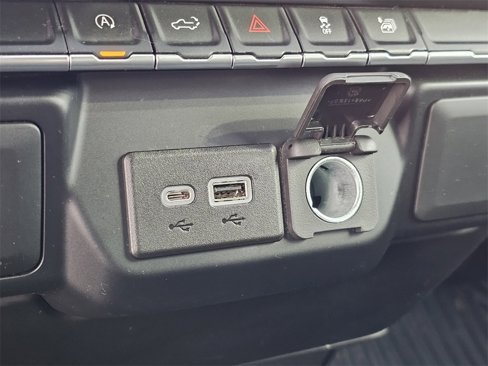 Used 2022 Chevrolet Silverado 1500 LT image 20