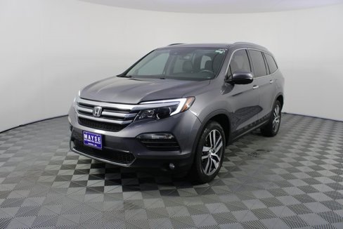 Used 2017 Honda Pilot Touring image 26
