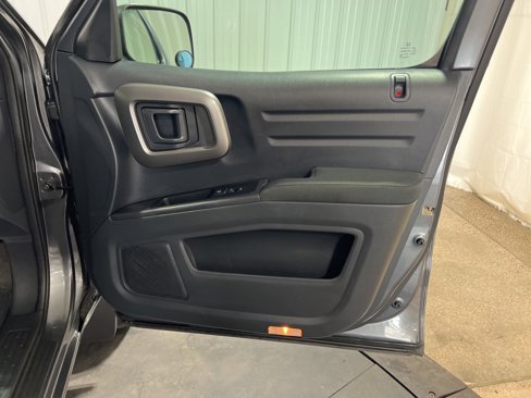 Used 2013 Honda Ridgeline RTS image 21