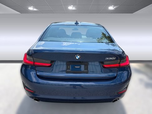 Used 2021 BMW 330i Sedan w/ Premium Package image 10