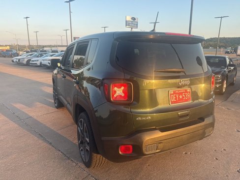 Used 2021 Jeep Renegade Sport image 7