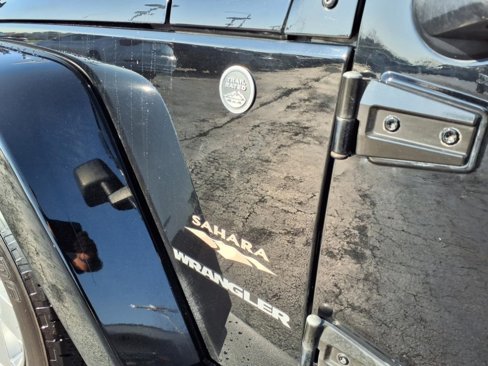 Used 2012 Jeep Wrangler Sahara w/ Dual Top Group image 6