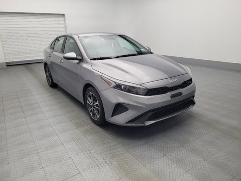 Used 2024 Kia Forte LXS image 13