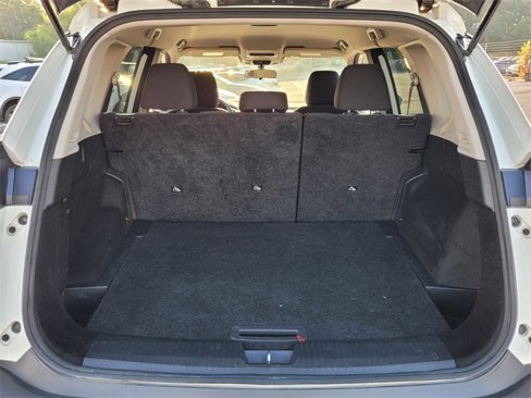 Used 2023 Nissan Rogue S image 13