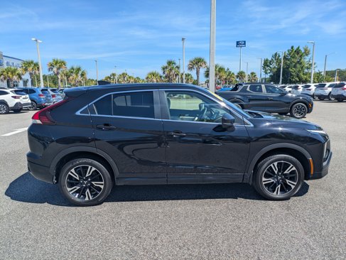 Used 2024 Mitsubishi Eclipse Cross AWD image 3