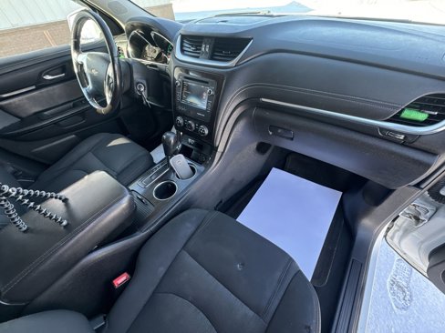 Used 2016 Chevrolet Traverse LT image 25