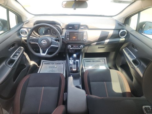 Used 2022 Nissan Versa SR image 15