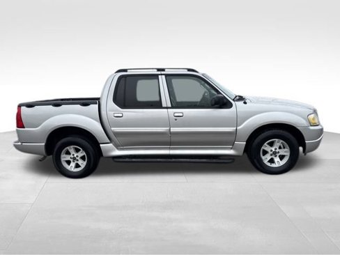 Used 2005 Ford Explorer Sport Trac XLT image 6