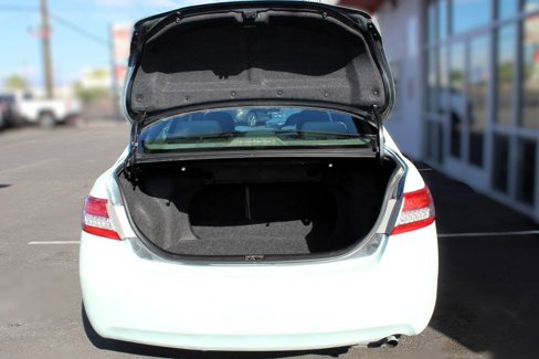 Used 2011 Toyota Camry image 26