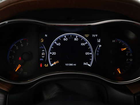 Used 2018 Jeep Grand Cherokee Summit image 23