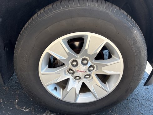 Used 2017 GMC Canyon SLE w/ SLE Convenience Package image 28