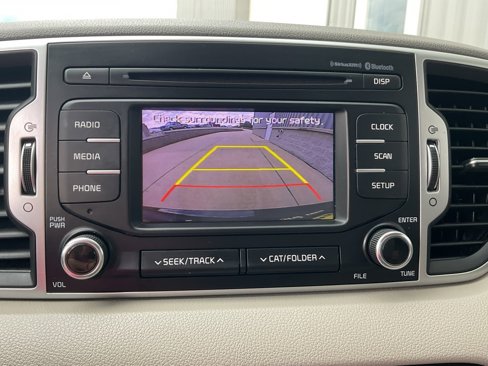Used 2017 Kia Sportage LX image 17