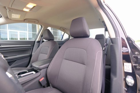 Used 2023 Nissan Altima 2.5 SV image 22