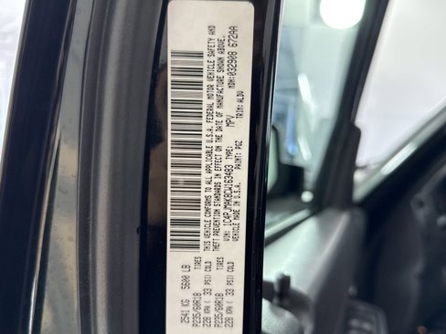 Used 2012 Jeep Liberty Sport image 27