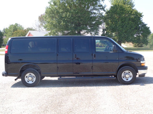 Used 2024 Chevrolet Express 3500 LT w/ LT Preferred Equipment Group image 6