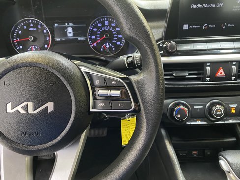 Used 2024 Kia Forte LXS image 29