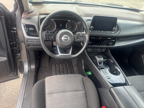Used 2023 Nissan Rogue SV image 12