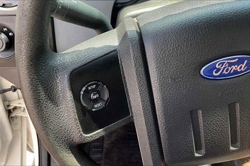 Used 2015 Ford F550 2WD Regular Cab Super Duty image 16
