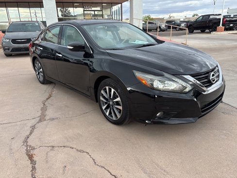 Used 2017 Nissan Altima 2.5 SL image 3