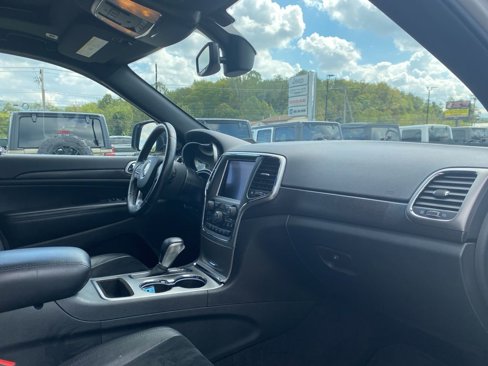 Certified 2018 Jeep Grand Cherokee Altitude image 8