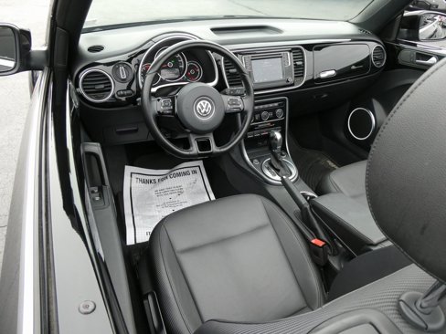 Used 2019 Volkswagen Beetle 2.0T SE image 24