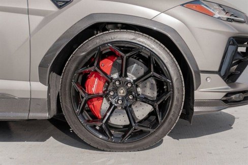 Used 2023 Lamborghini Urus Performante image 36