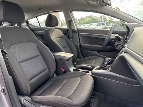 Used 2018 Hyundai Elantra SE image 22