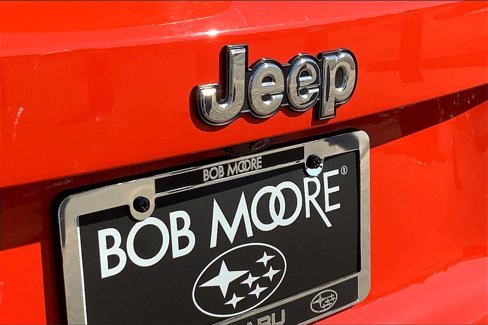 Used 2017 Jeep Renegade Latitude w/ Cold Weather Group image 23