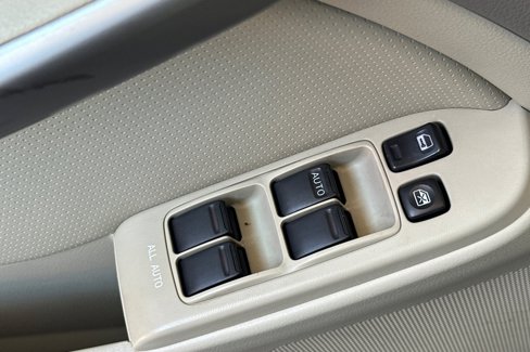Used 2004 INFINITI G35 x Sedan image 19