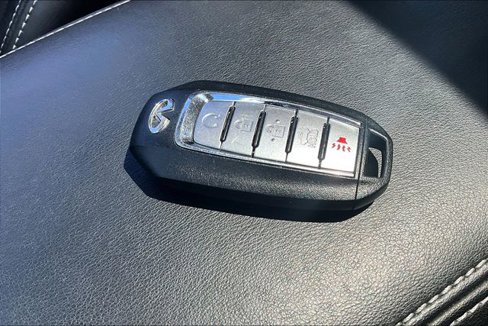 Used 2022 INFINITI Q50 Luxe image 11