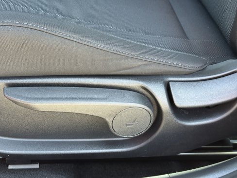 Used 2023 Hyundai Elantra SE image 19