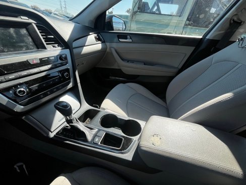 Used 2017 Hyundai Sonata Sport image 12