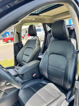 Used 2020 Ford Escape SEL image 8