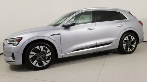 Used 2022 Audi e-tron Premium Plus w/ Premium Plus Package image 1