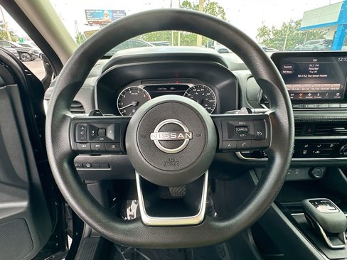 Used 2024 Nissan Rogue S image 12