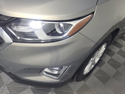 Used 2018 Chevrolet Equinox LT w/ Sun & Infotainment Package image 4