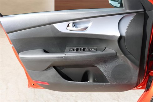 Used 2023 Kia Forte LXS image 11