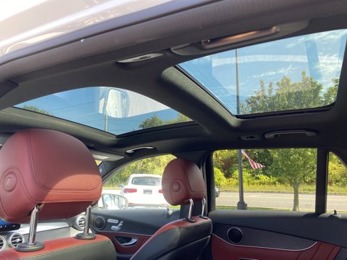 Used 2022 Mercedes-Benz GLC 300 4MATIC image 25