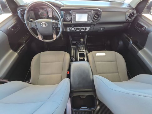 Used 2018 Toyota Tacoma SR image 20