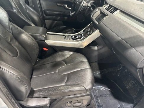 Used 2015 Land Rover Range Rover Evoque Pure Plus image 17