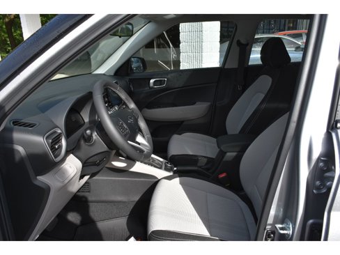 New 2025 Hyundai Venue SEL image 10
