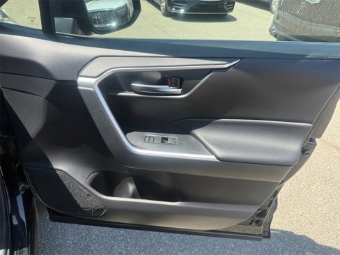 Used 2023 Toyota RAV4 XLE w/ Convenience Package image 27