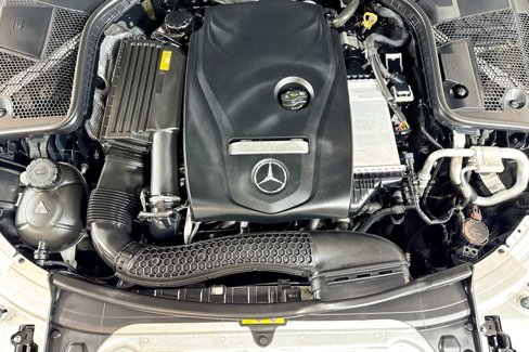 Used 2017 Mercedes-Benz C 300 Sedan image 29